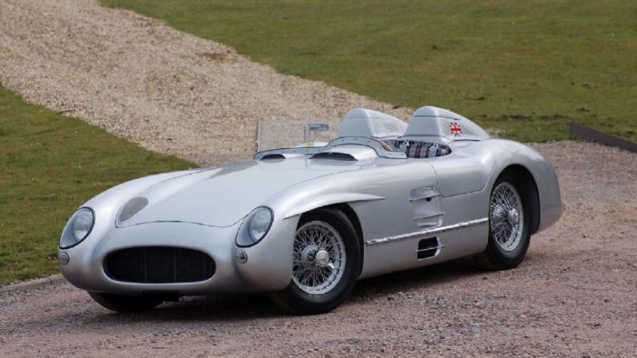 Πιστό αντίγραφο της Mercedes-Benz 300 SLR Πιστό αντίγραφο της Mercedes-Benz 300 SLR